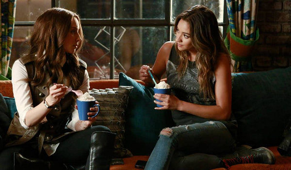 Pretty Little Liars - No One Here Can Love or Understand Me