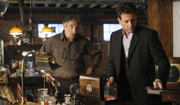 Forever - Pilot / Look Before You Leap