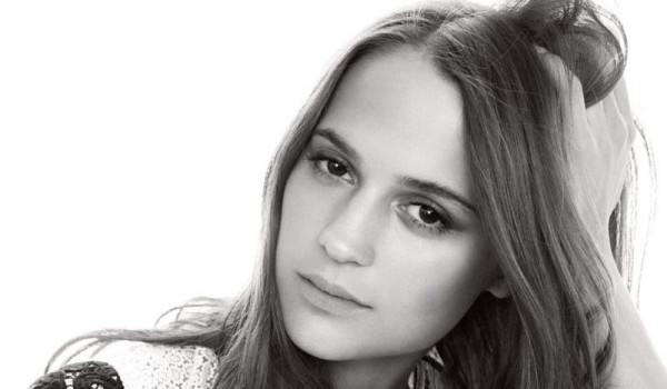 Alicia Vikander - Harper's Bazaar UK (January 2016)