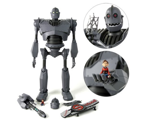Iron Giant 16in. Talking Deluxe Action Figure