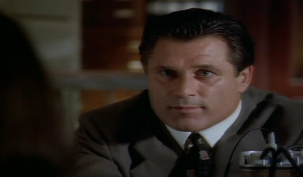 Lois & Clark: Strange Visitor (From Another Planet) / The Green, Green Glow of Home