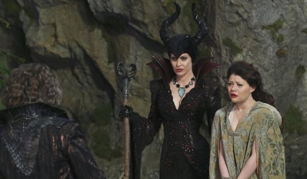 Once Upon a Time - Heroes and Villains