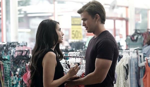 Beyond - Pilot / Tempus Fugit television review