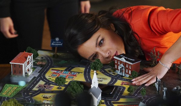 Pretty Little Liars - In the Eye Abides the Heart TV review