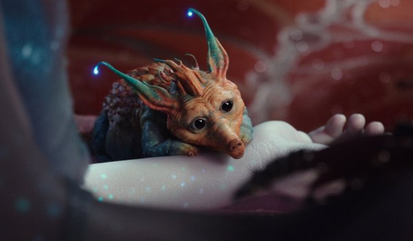 Valerian and the City of a Thousand Planets movie review