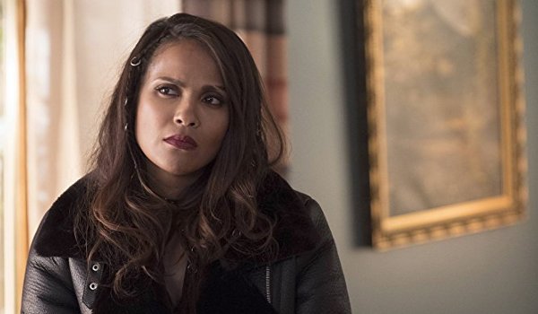 Lucifer - Mr. and Mrs. Mazikeen Smith TV review