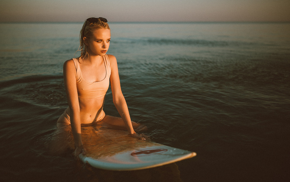 Agata Paulina Grzeczny - B-Authentique (2017)