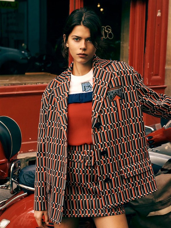 Georgia Fowler - Costume (January 2019)