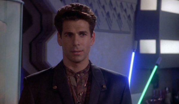 Babylon 5 - Signs and Portents television review