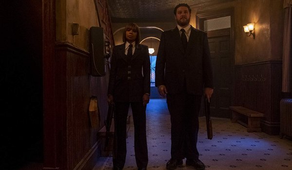 The Umbrella Academy - Run Boy Run / Extra Ordinary television review