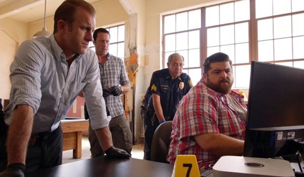 Hawaii Five-0 - Hewa ka lima / Hana Mao 'ole ka ua o Waianae television review