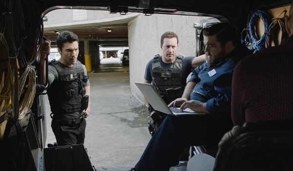 Hawaii Five-0 - Hewa ka lima / Hana Mao 'ole ka ua o Waianae television review