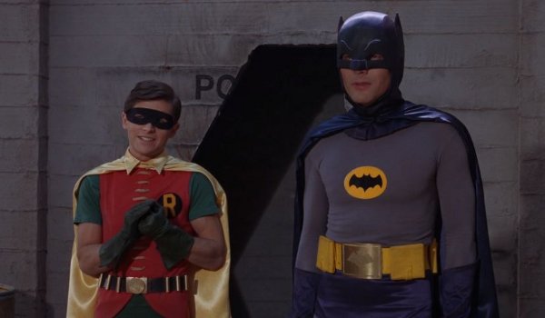 Batman - The Bookworm Turns / While Gotham City Burns TV review