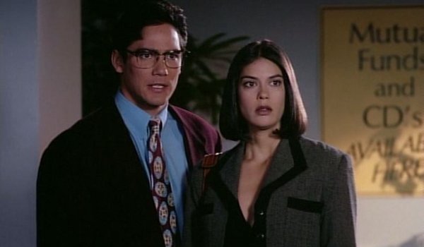 Lois & Clark: The New Adventures of Superman - Wall of Sound television review