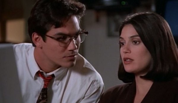 Lois & Clark: The New Adventures of Superman - Wall of Sound television review