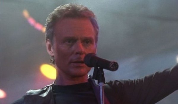 Lois & Clark: The New Adventures of Superman - Wall of Sound television review