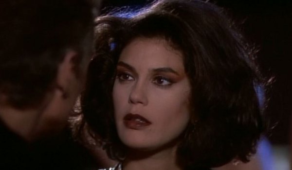 Lois & Clark: The New Adventures of Superman - Wall of Sound television review