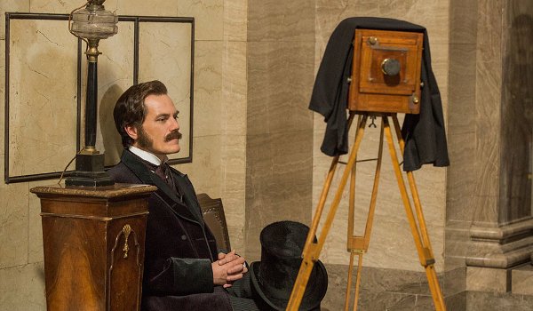 The Current War movie review