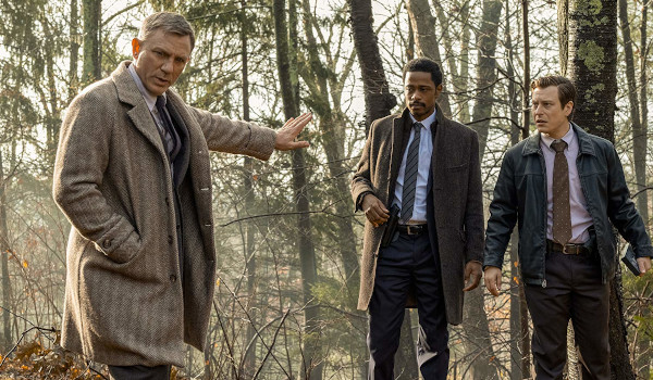 Knives Out movie review