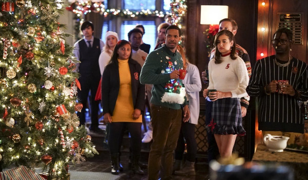 Legacies - This Christmas Was Surprisingly Violent TV review