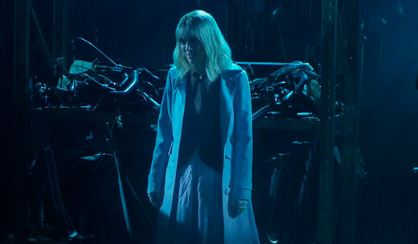 Batwoman - An Un-Birthday Present television review