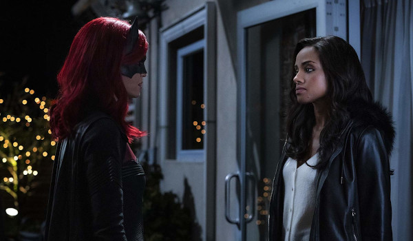 Batwoman - Grinning From Ear to Ear television review