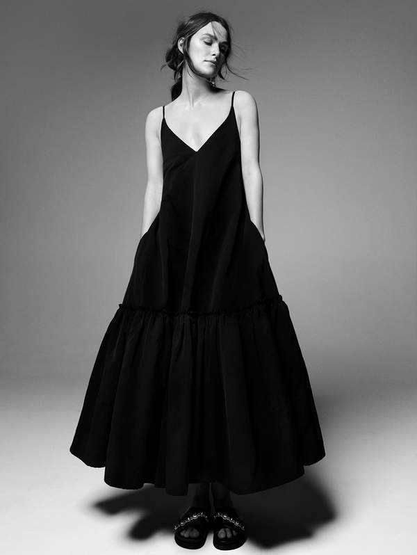 Keira Knightley - Porter (March 2020)