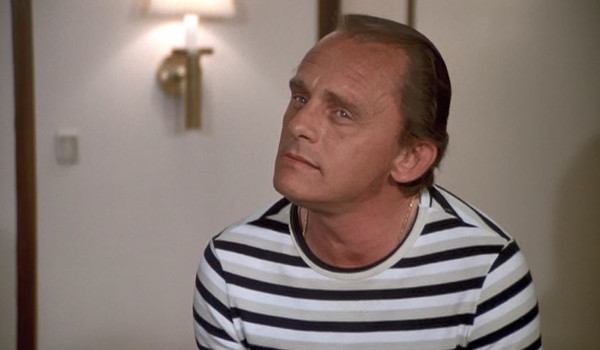 Charlie's Angels - Angels at Sea television review