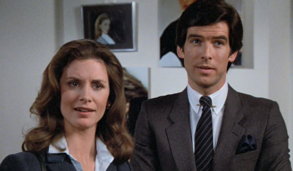 Remington Steele - Steele in the News television review