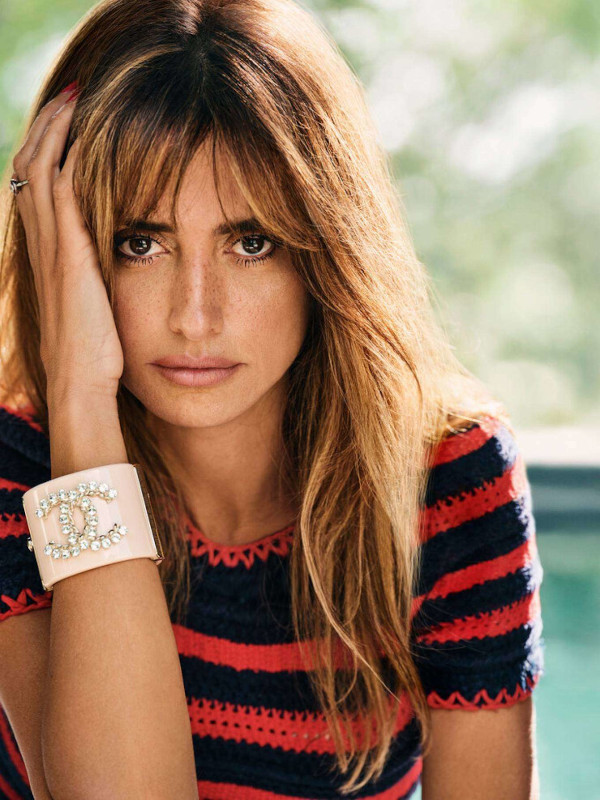 Penélope Cruz - Harper’s Bazaar Russia (January 2021)