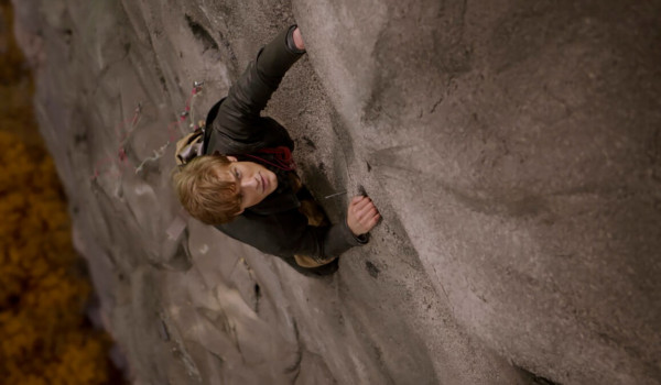 MacGyver - Rails + Pitons + Pulley + Pipe + Salt television review