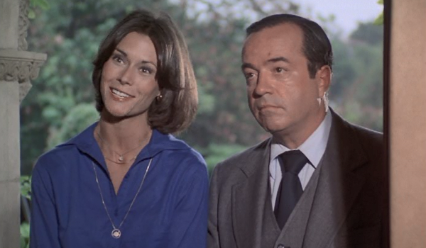 Charlie's Angels - Unidentified Flying Angels television review