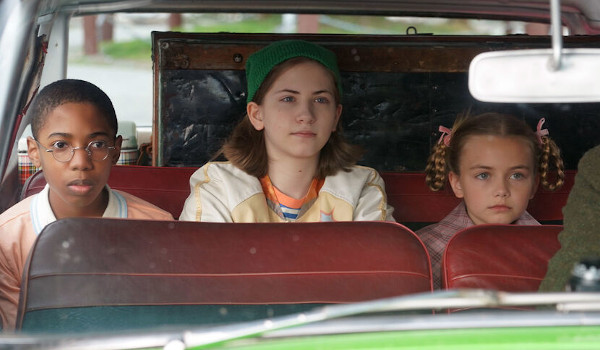 The Mysterious Benedict Society - Carrying A Bird television review