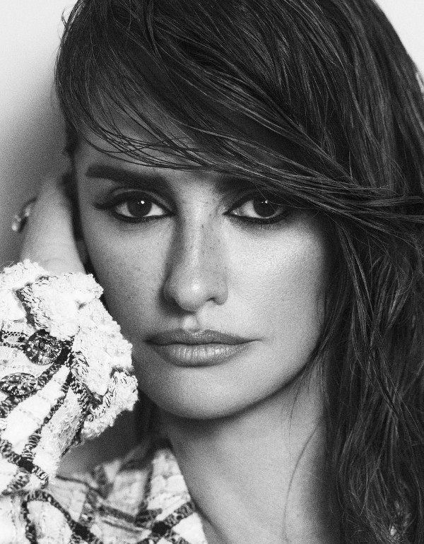 Penélope Cruz - Elle (February 2024)