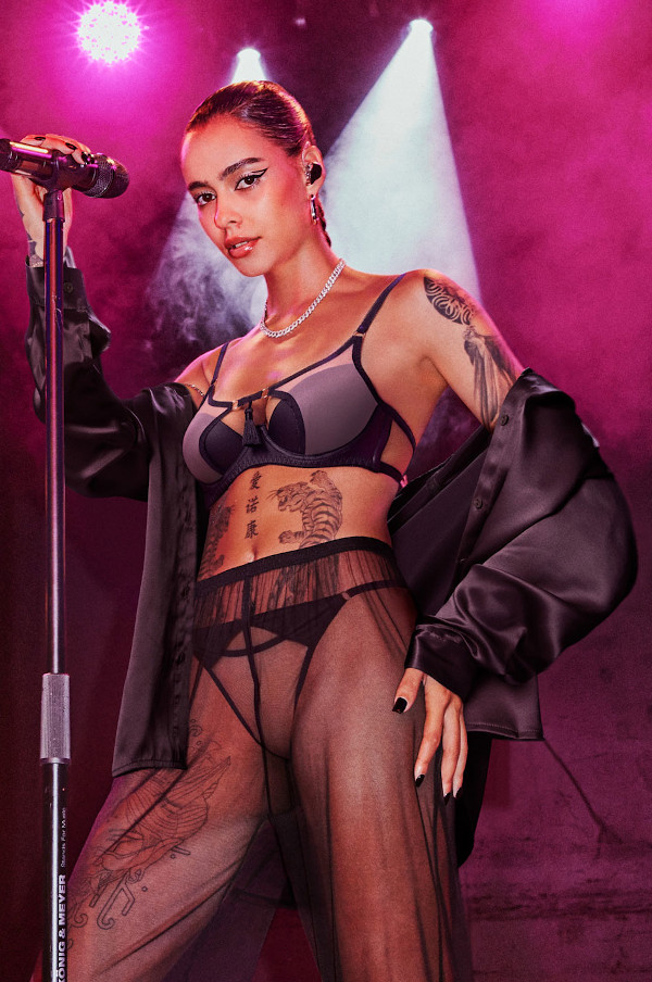 Tezenis & Naomi Lareine (Fall/Winter 2024)