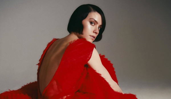 Daisy Ridley - Rollacoaster (Spring/Summer 2024)