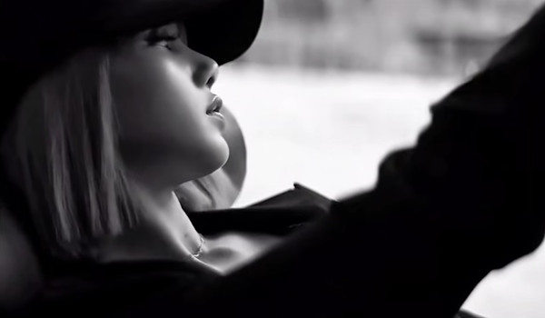 BLACKPINK – Don’t Look Back